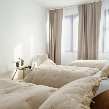 Polare Penthouse Hosted By Hygge Host Апартаменты *