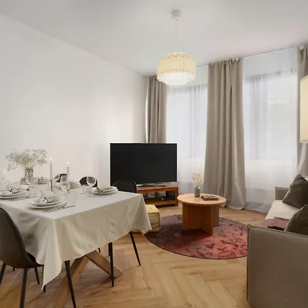 Polare Penthouse Hosted By Hygge Host Апартаменты